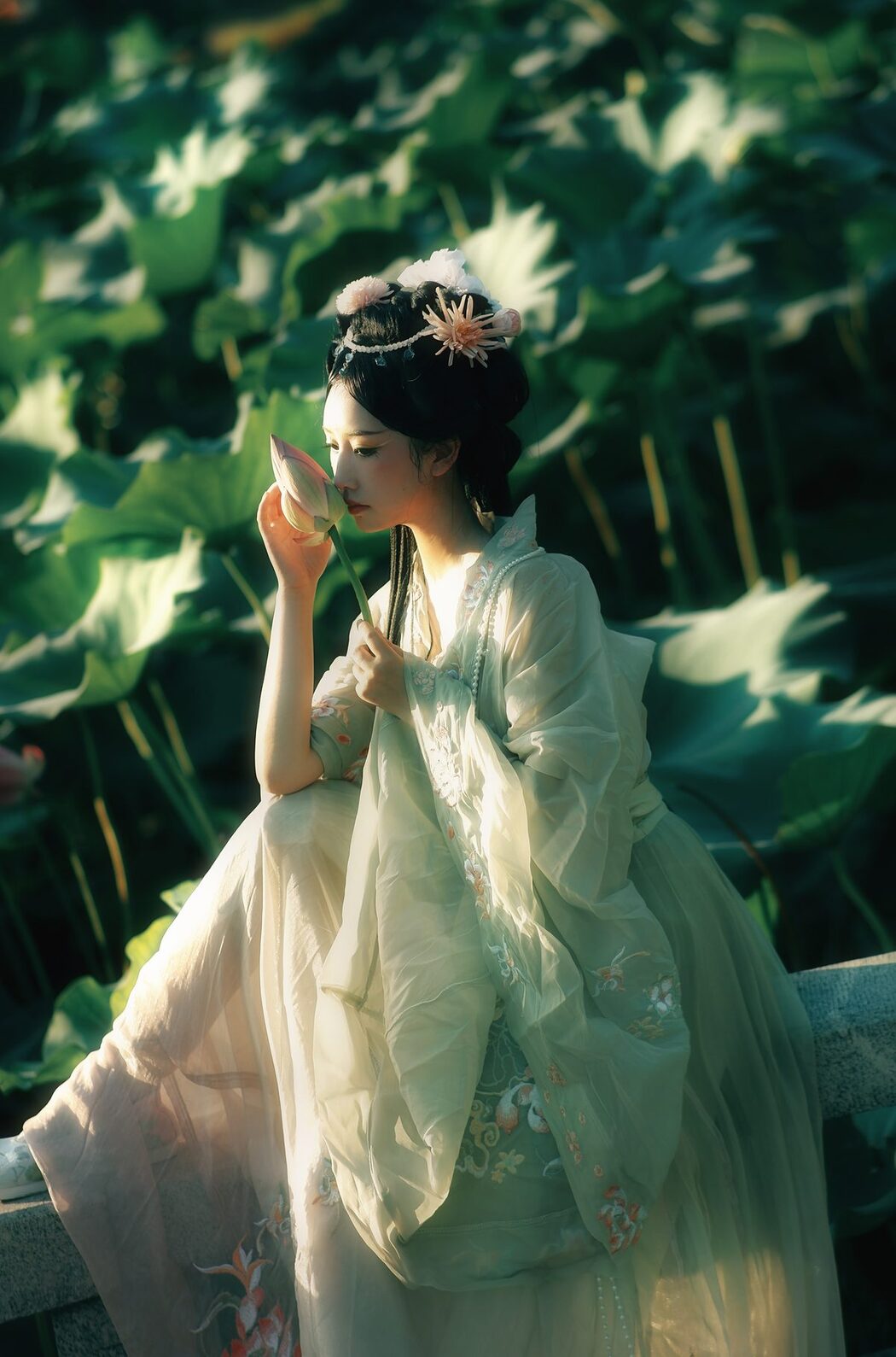 YiTuYu艺图语 Vol.5256 Xiao Qing