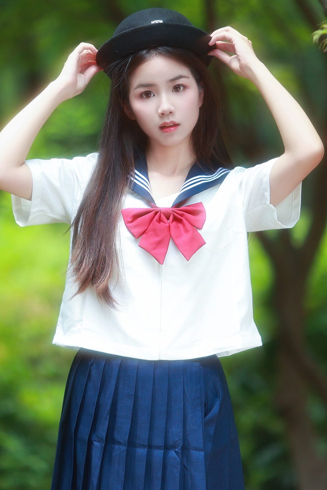 YiTuYu艺图语 Vol.5244 Xiao Du Tong Xue Cover Photo