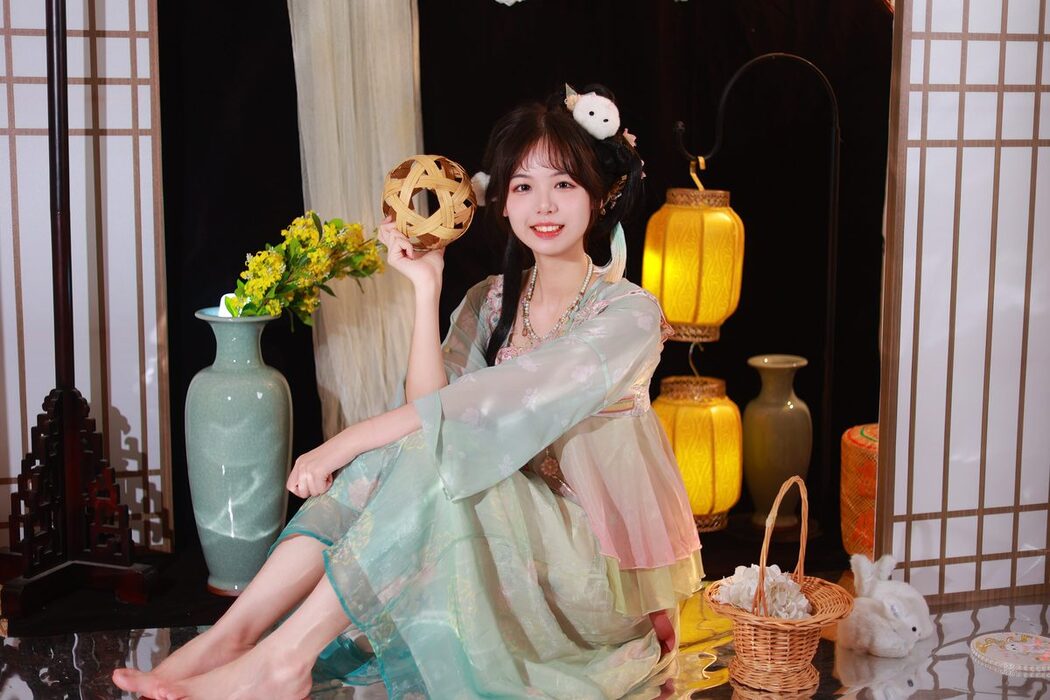 YiTuYu艺图语 Vol.5196 Mu Yan Se Cc