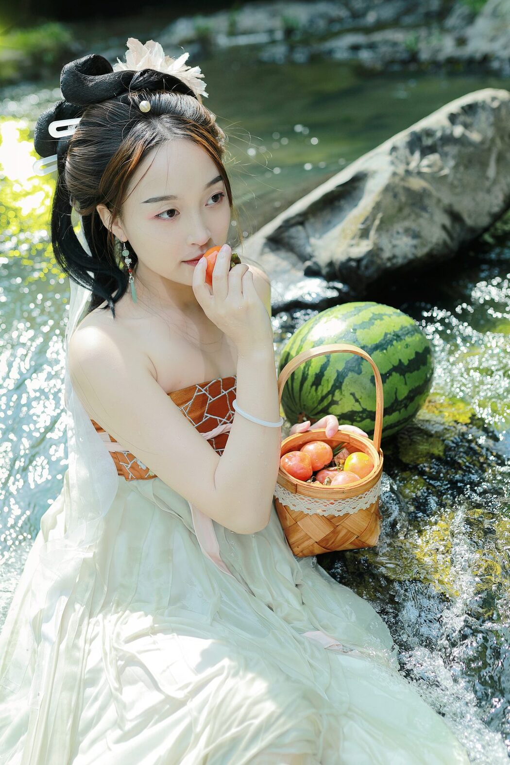 YiTuYu艺图语 Vol.5233 Yu Yan