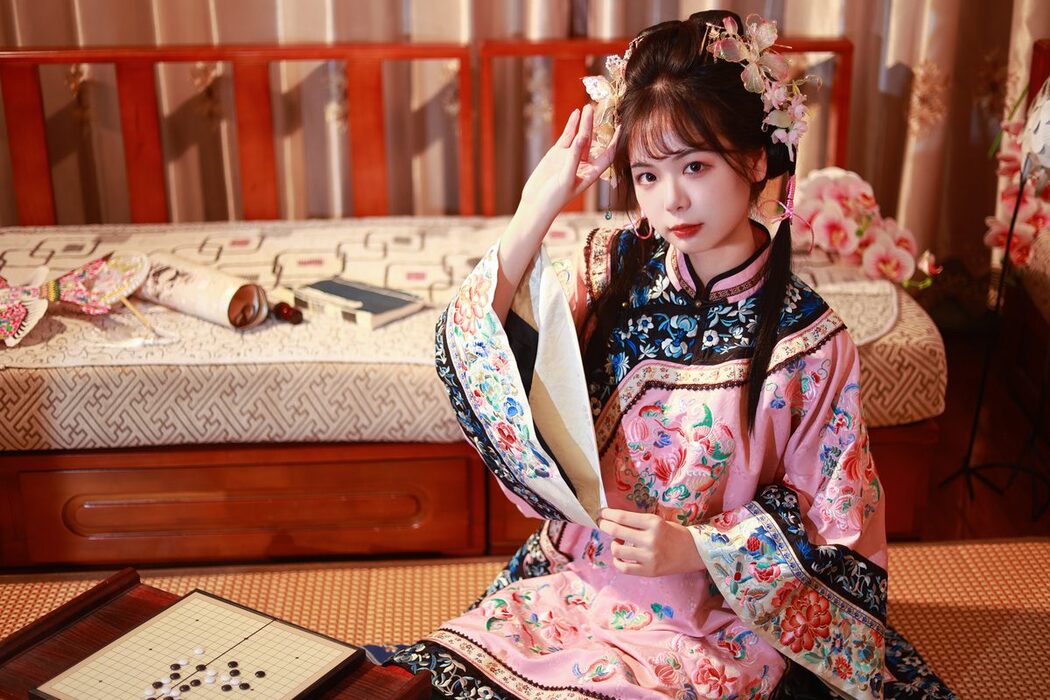 YiTuYu艺图语 Vol.5207 Mu Yan Se Cc