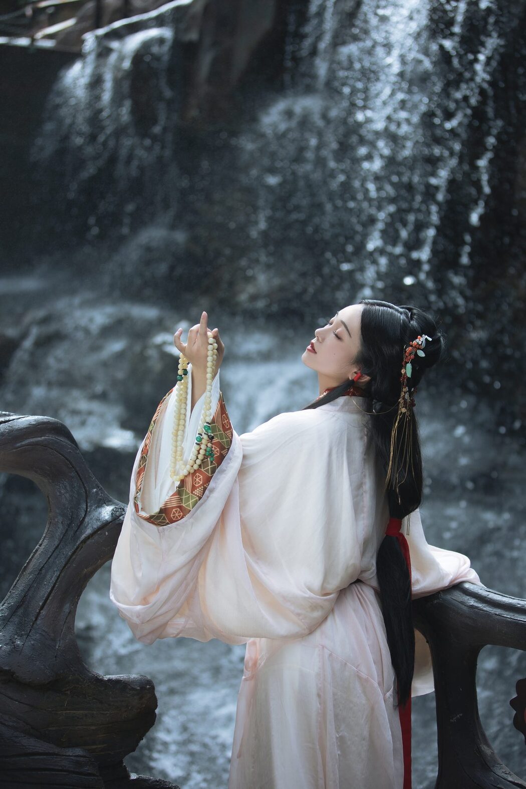 YiTuYu艺图语 Vol.5220 Qiu Da Da