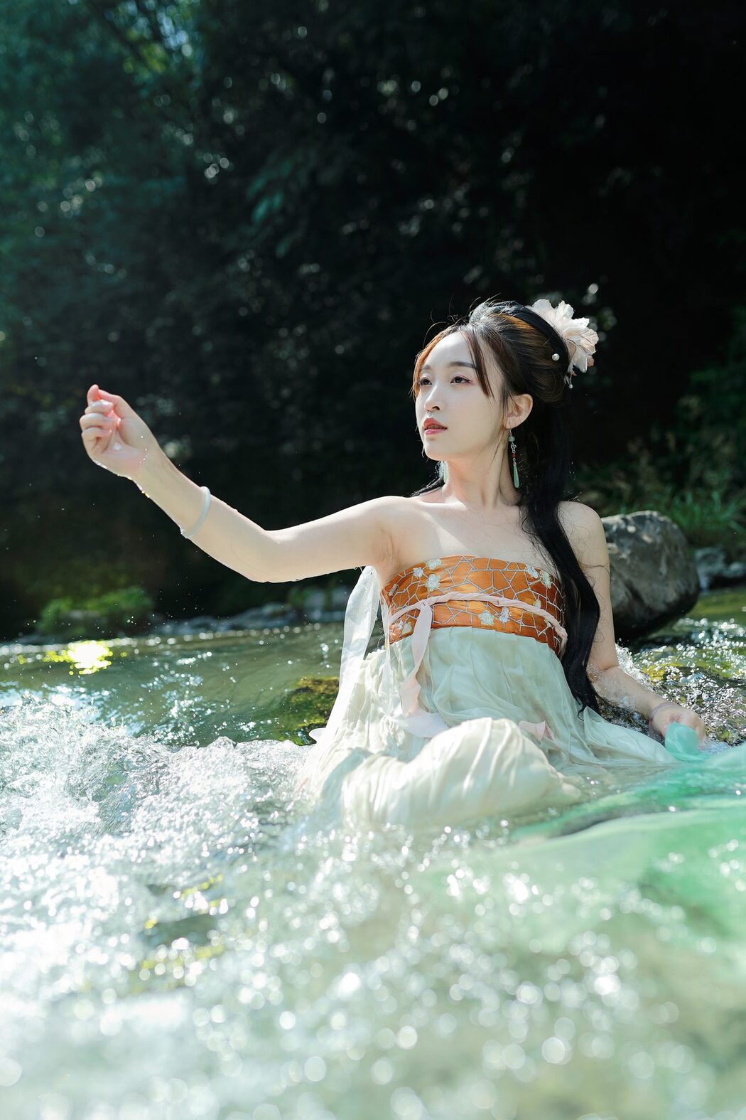 YiTuYu艺图语 Vol.5233 Yu Yan
