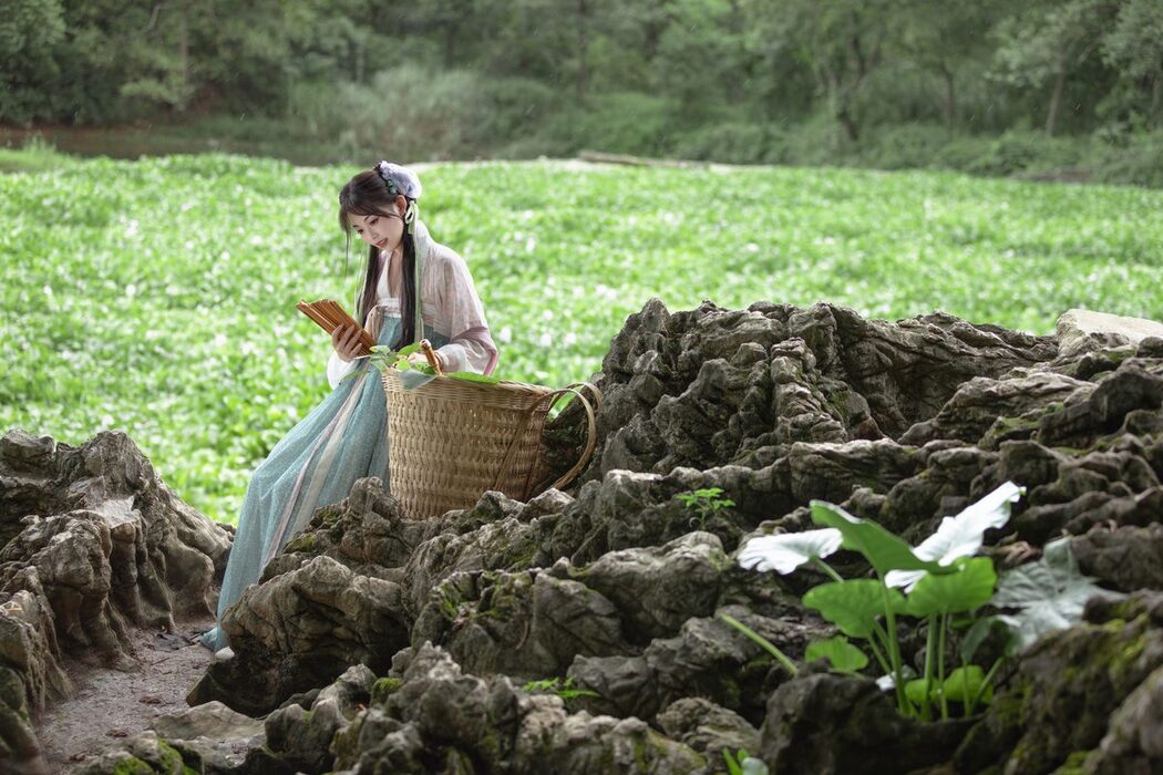 YiTuYu艺图语 Vol.5251 Jin Zou Ba