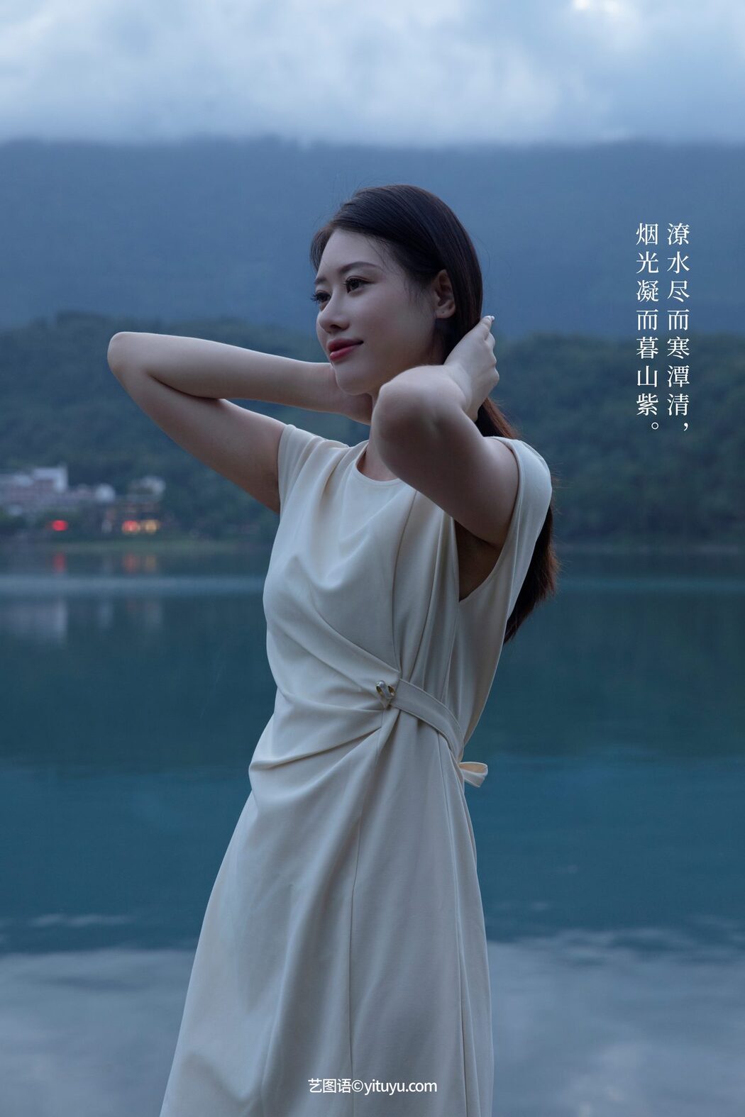 YiTuYu艺图语 Vol.5222 Chenaling_cl