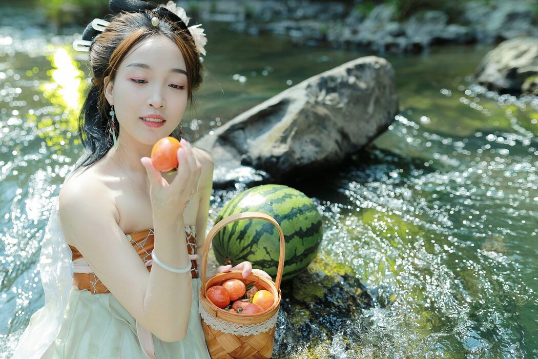 YiTuYu艺图语 Vol.5233 Yu Yan