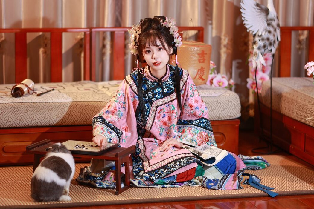 YiTuYu艺图语 Vol.5207 Mu Yan Se Cc