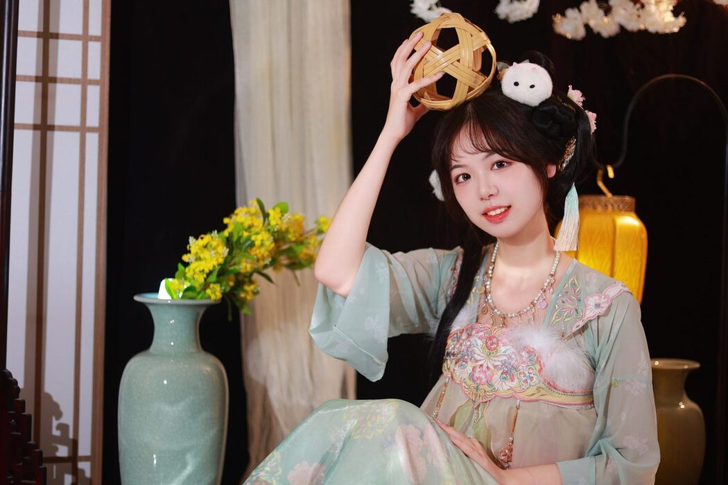 YiTuYu艺图语 Vol.5196 Mu Yan Se Cc