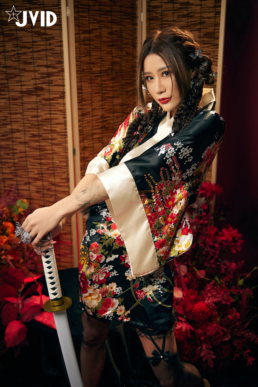 JVID Lara 雙囍 – 聖上寵幸首選 傾國傾城囍媚娘 婀娜多姿 酥胸外露 Part01 (69P)
