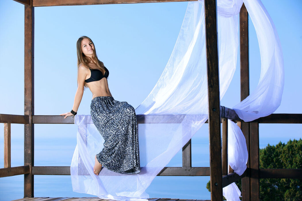 MetArt Izabel A – Gardina Part1 (67P)