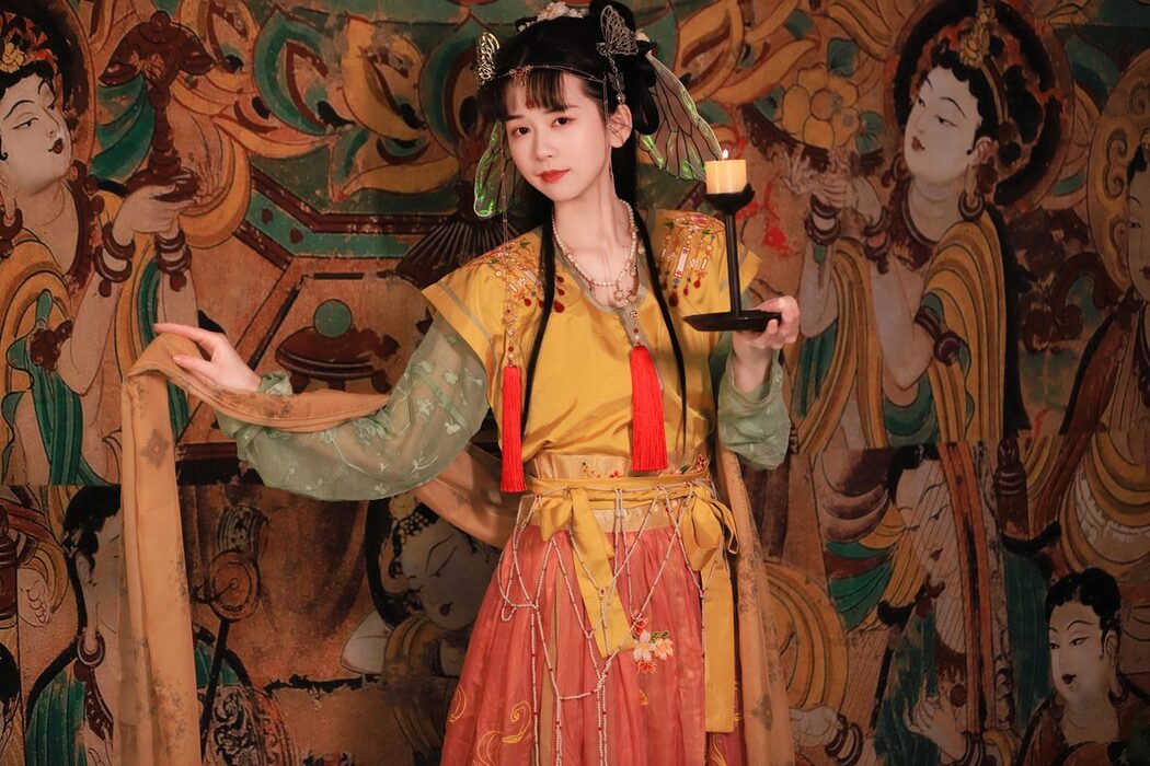 YiTuYu艺图语 Vol.5447 Ce Er Qing Xin Ting