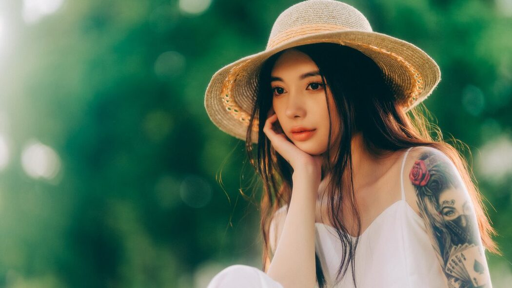 YiTuYu艺图语 Vol.5317 Yue Yue
