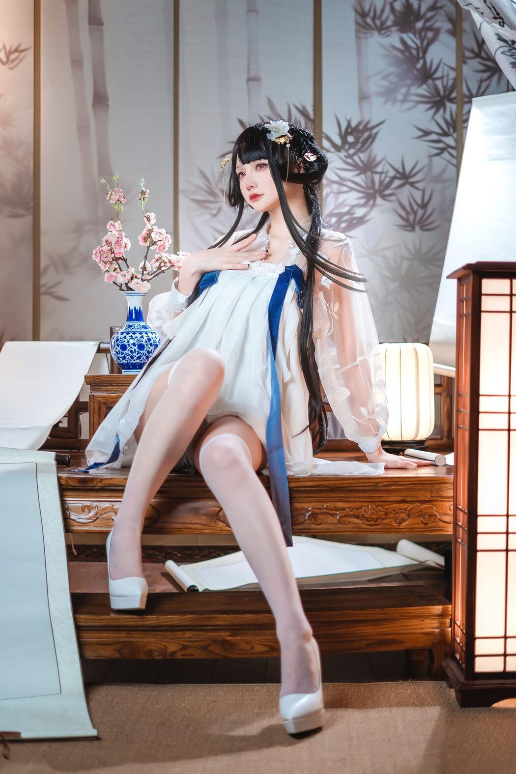 YiTuYu艺图语 Vol.5374 Xian Jiu Airi