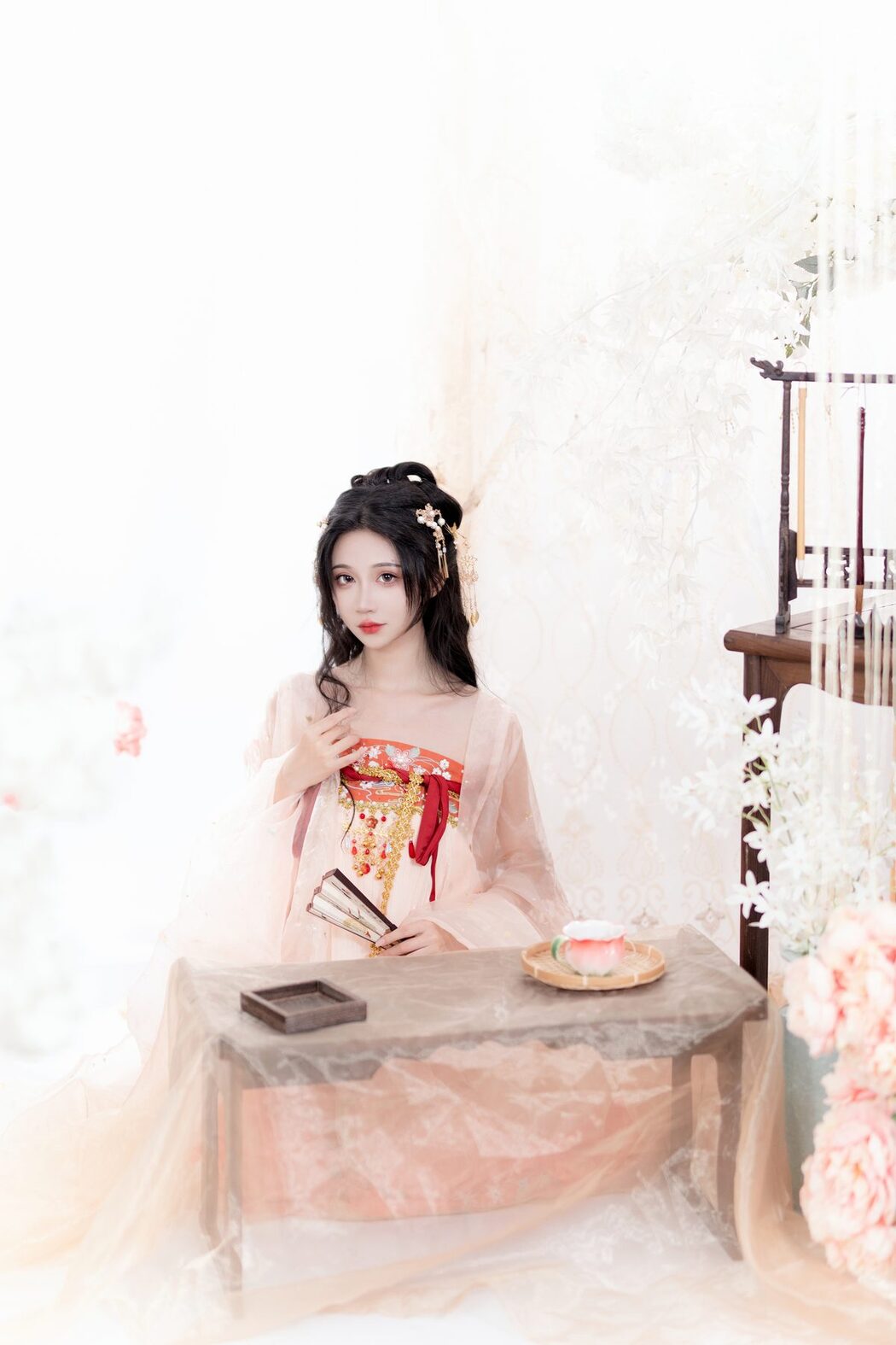 YiTuYu艺图语 Vol.5326 Qi Luo Sheng De Xiao Su Su