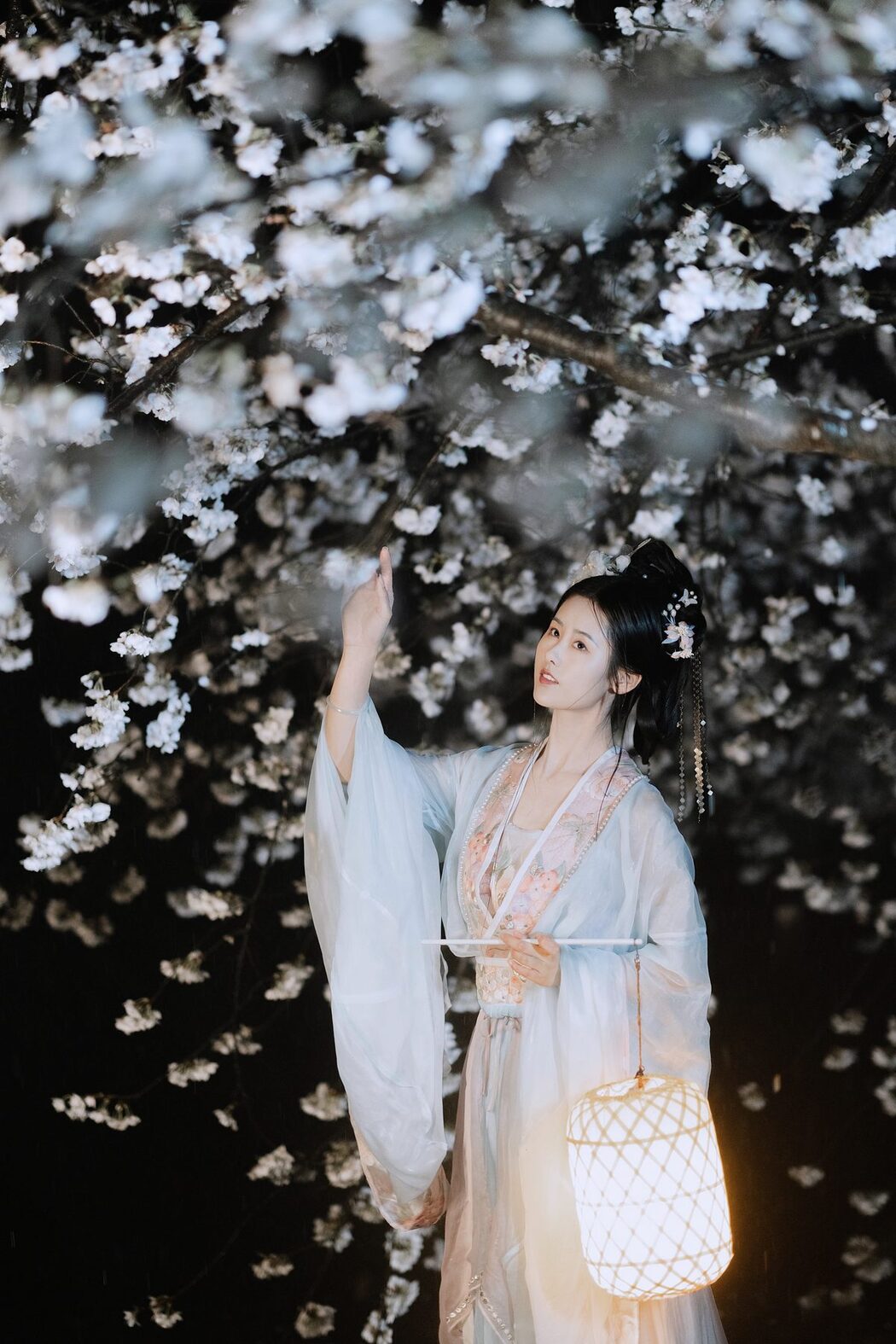 YiTuYu艺图语 Vol.5397 Ren Jian Yue Su Chen