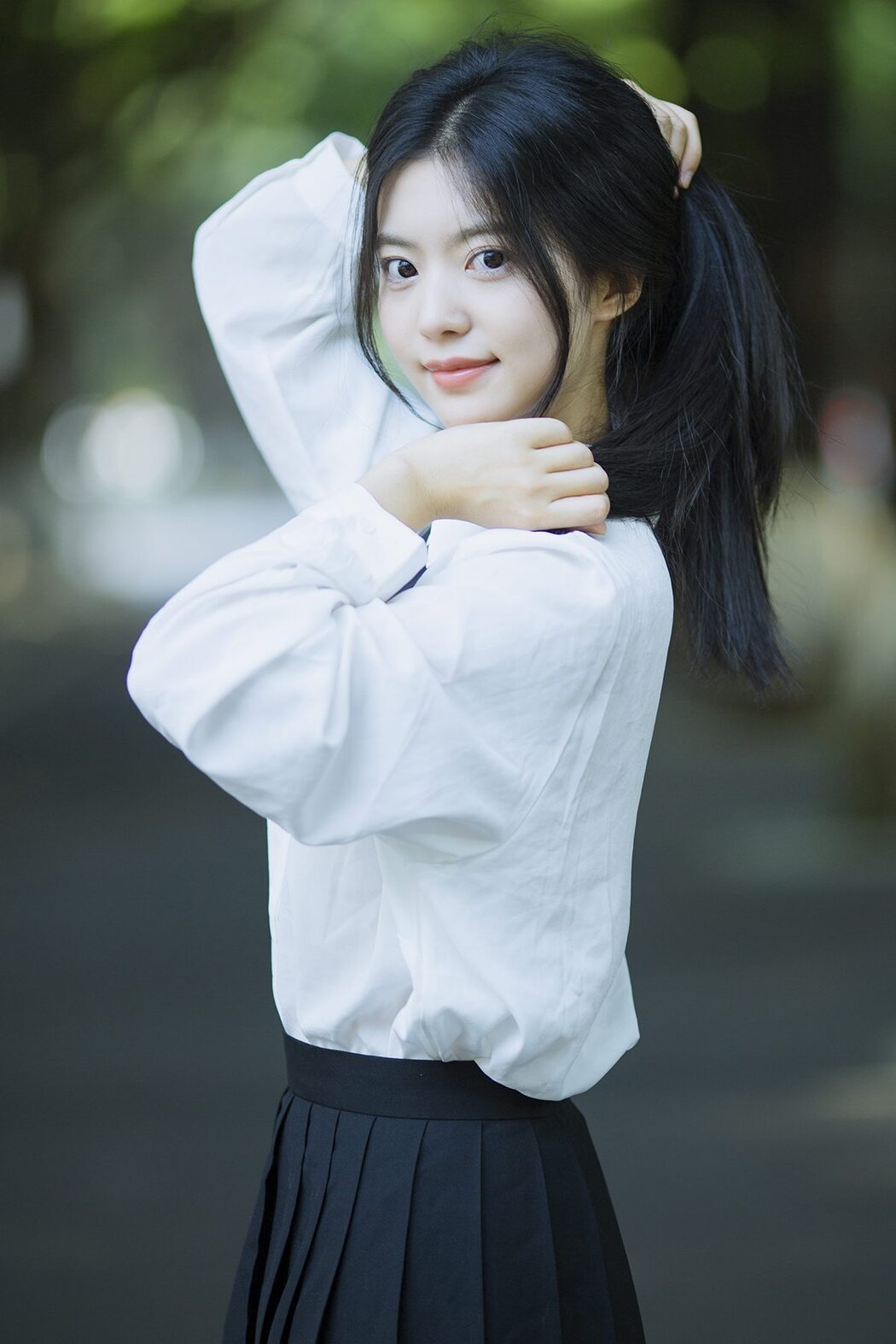 YiTuYu艺图语 Vol.5456 S-led Cover Photo