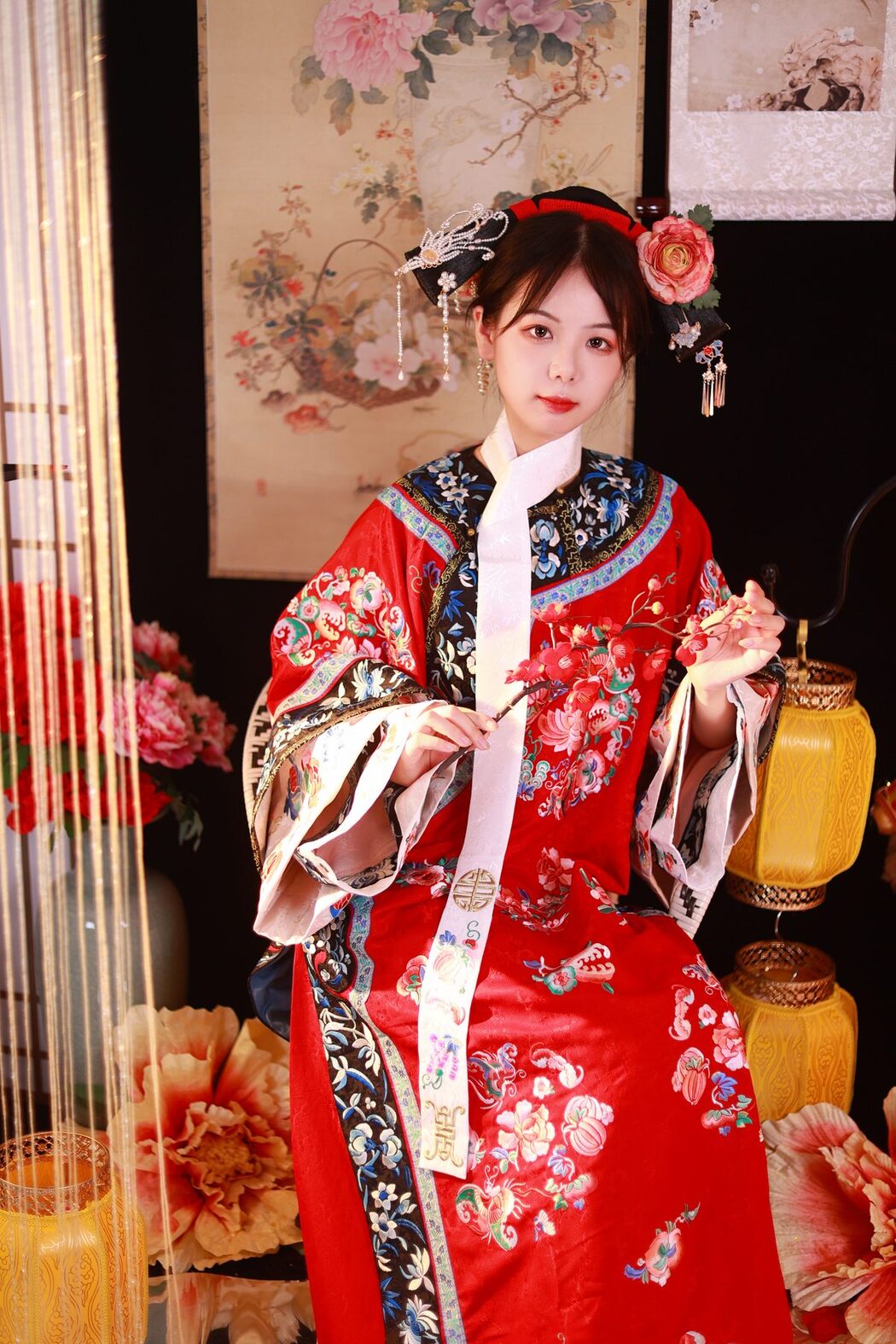 YiTuYu艺图语 Vol.5325 Mu Yan Se Cc