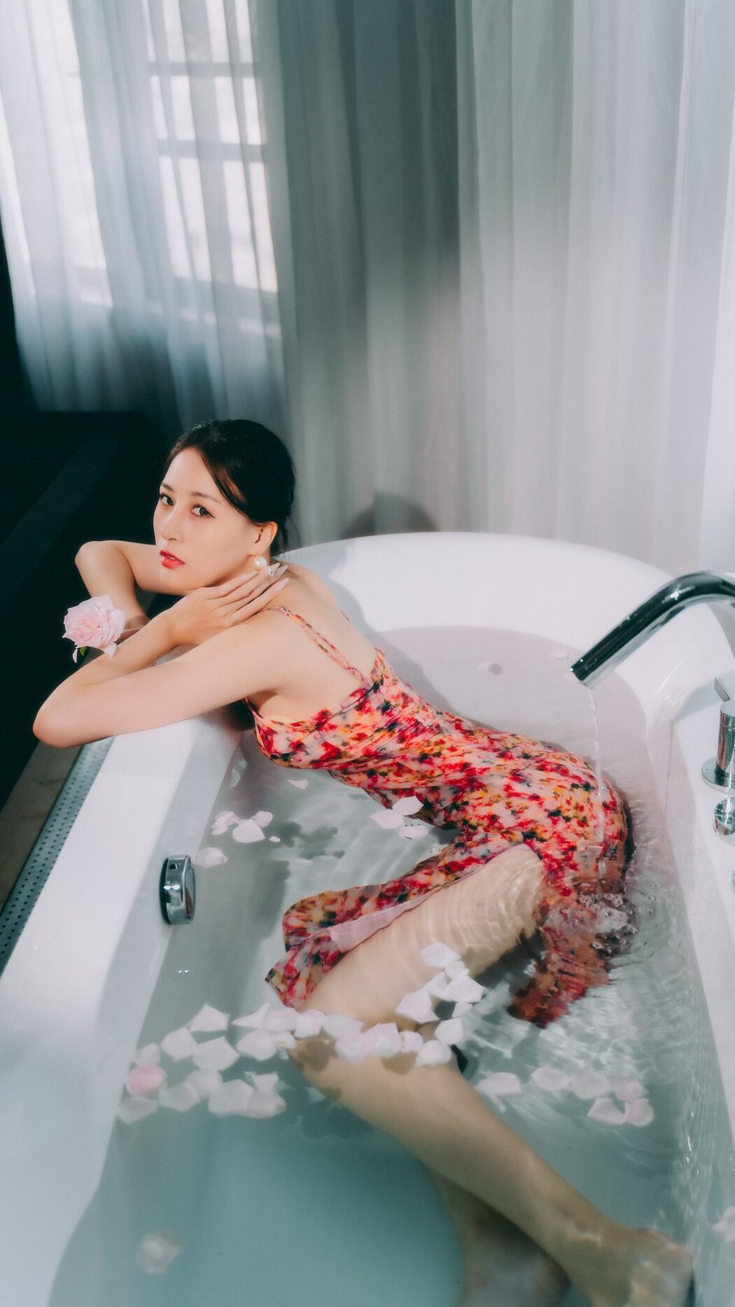 YiTuYu艺图语 Vol.5291 Xiao Wu Chui Pao Pao