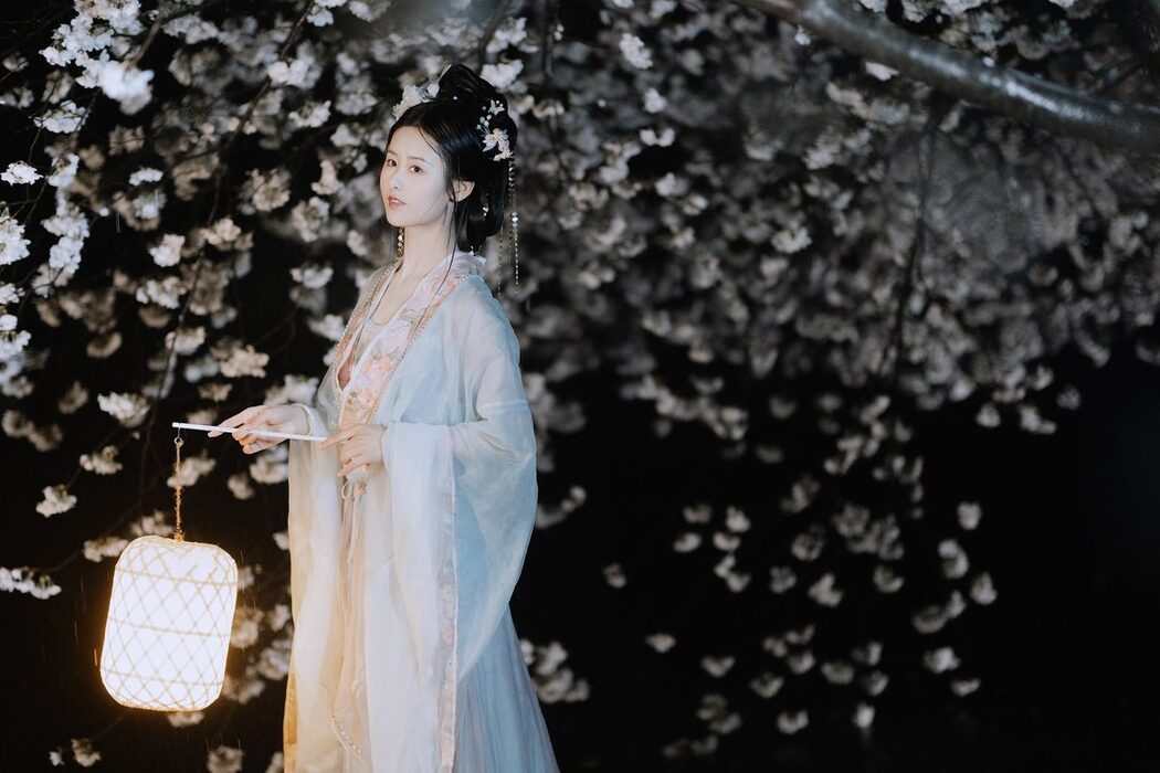 YiTuYu艺图语 Vol.5397 Ren Jian Yue Su Chen
