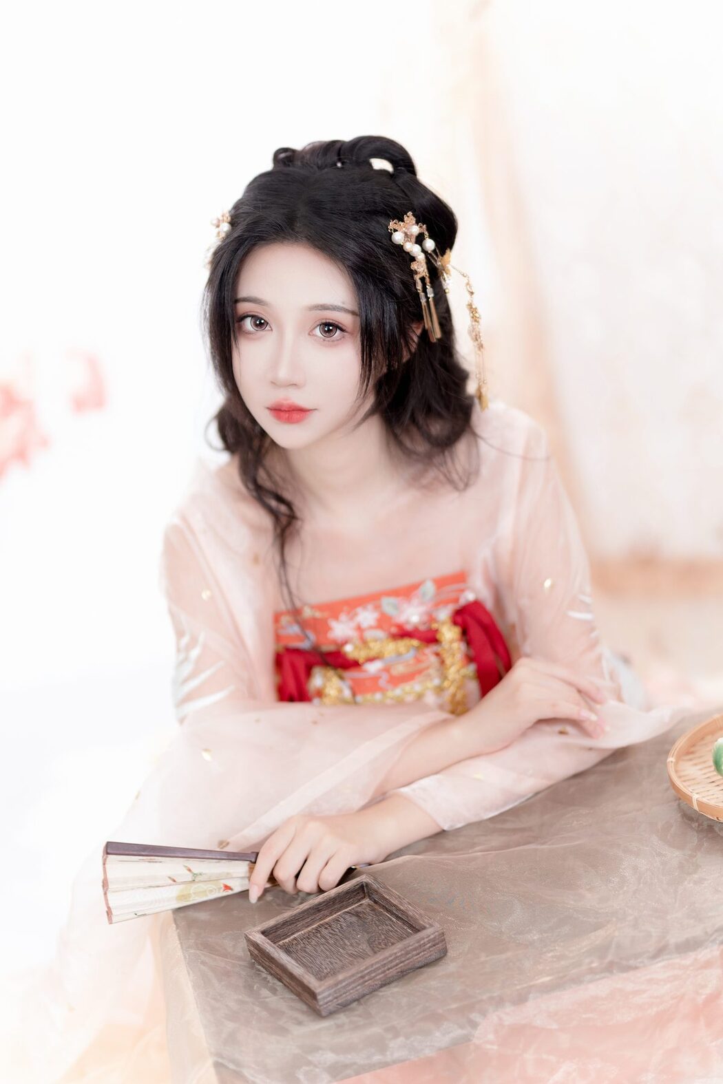 YiTuYu艺图语 Vol.5326 Qi Luo Sheng De Xiao Su Su
