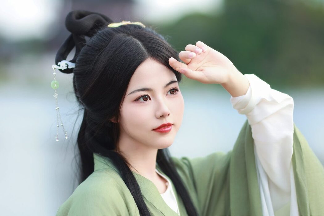 YiTuYu艺图语 Vol.5352 Yu Xiao Li Lili