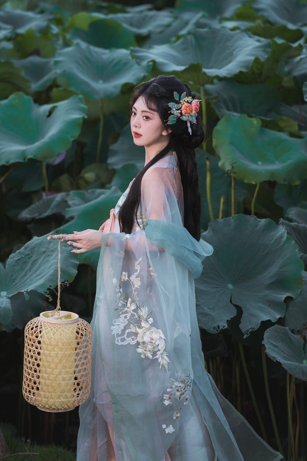 YiTuYu艺图语 Vol.5287 Qian Xue Ya