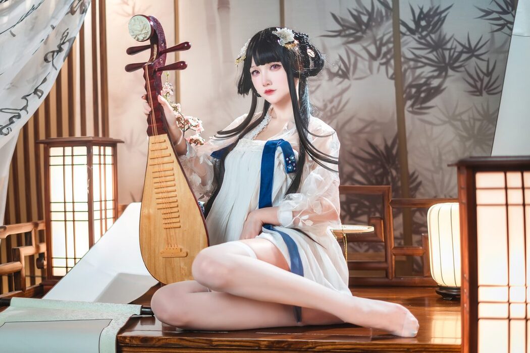 YiTuYu艺图语 Vol.5374 Xian Jiu Airi