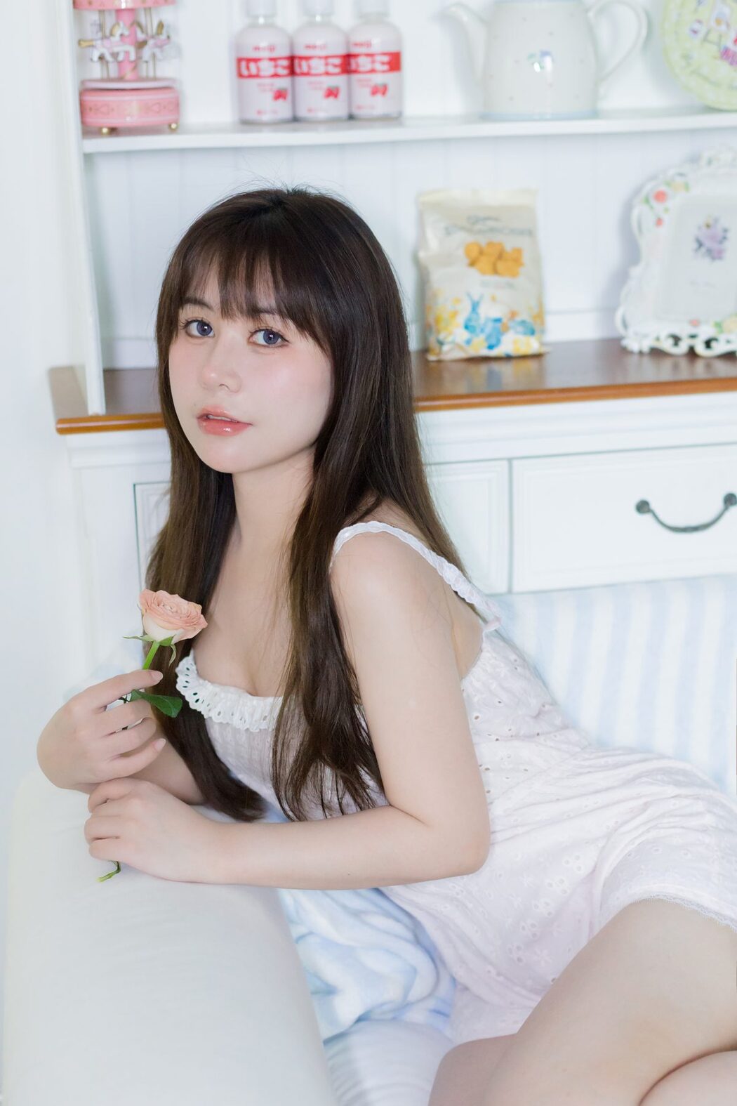YiTuYu艺图语 Vol.5455 He Ming Zhi Ying