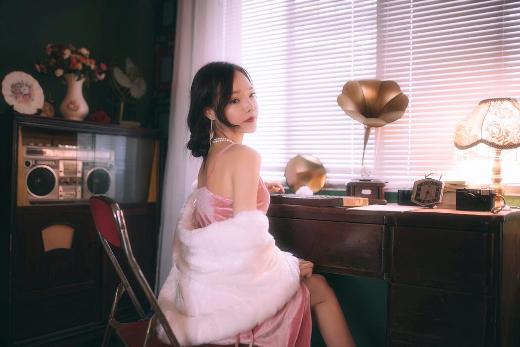 YiTuYu艺图语 Vol.5399 Mo Me Li