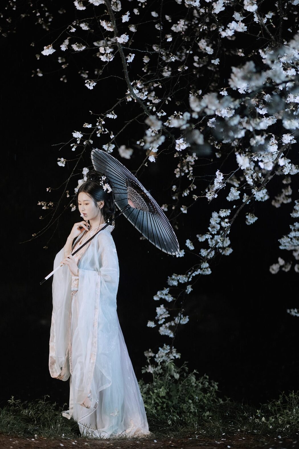 YiTuYu艺图语 Vol.5397 Ren Jian Yue Su Chen