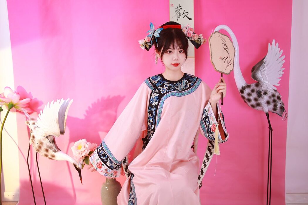 YiTuYu艺图语 Vol.5335 Mu Yan Se Cc