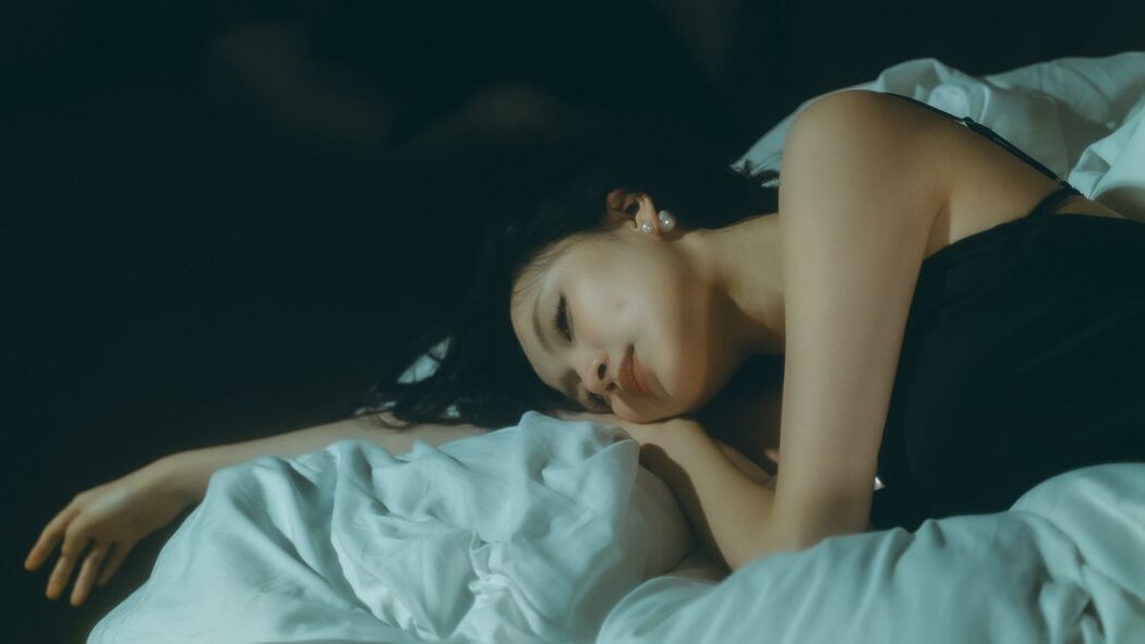 YiTuYu艺图语 Vol.5381 A Zi