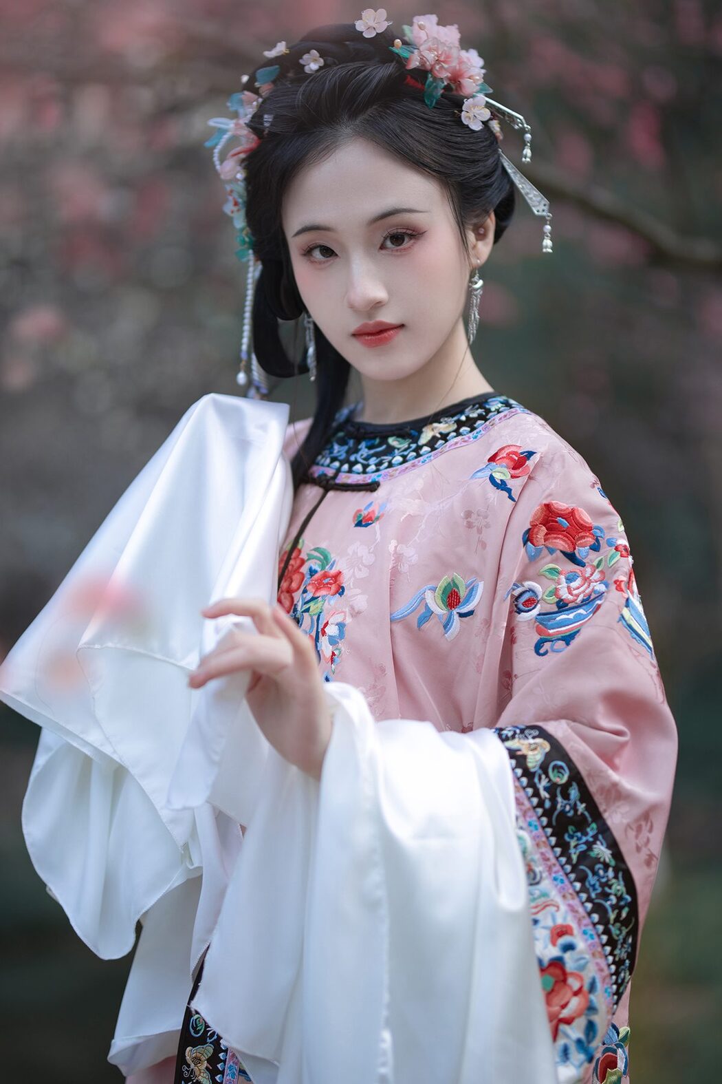 YiTuYu艺图语 Vol.5290 Fang Ting Yu Cover Photo