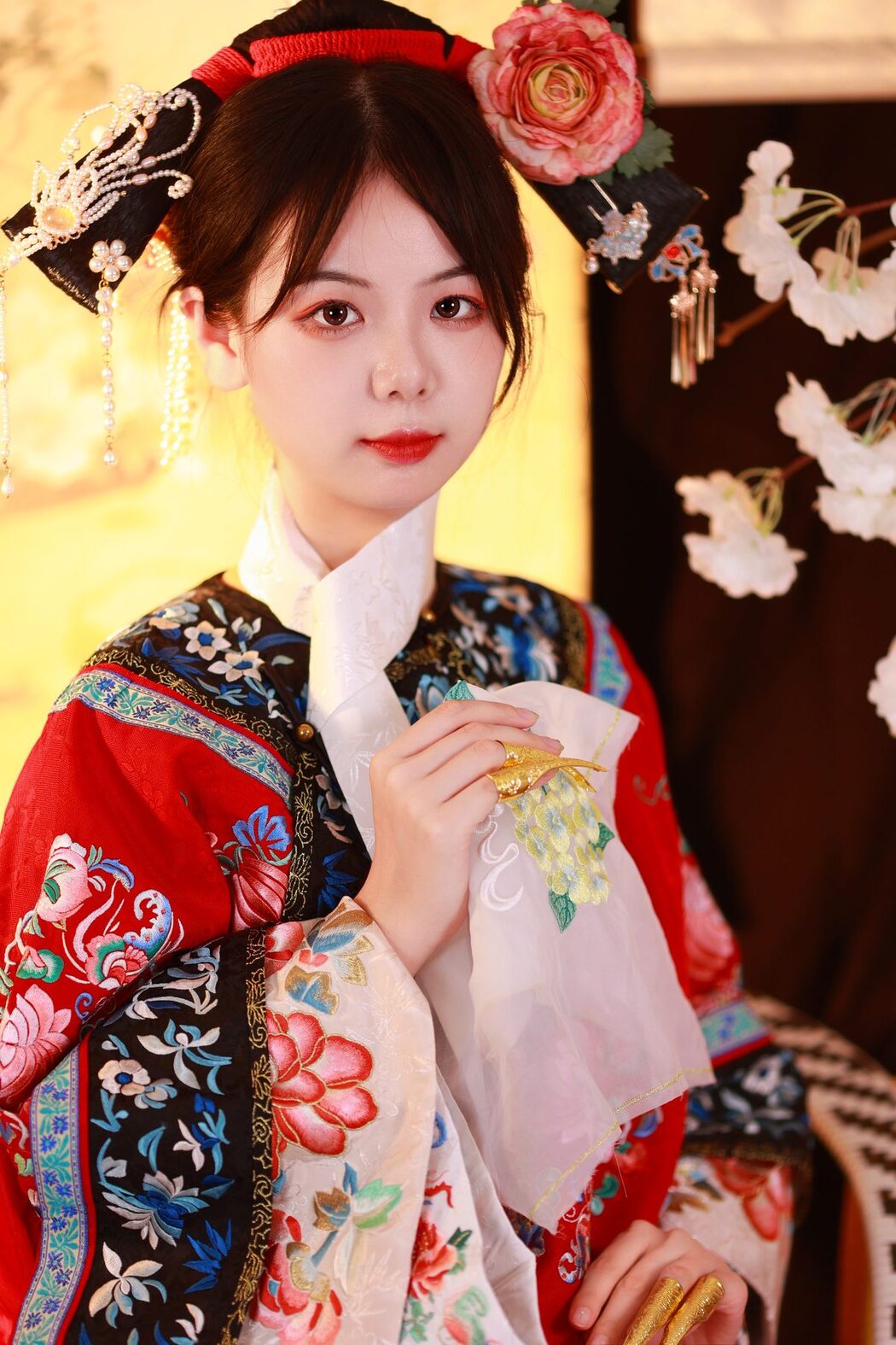 YiTuYu艺图语 Vol.5325 Mu Yan Se Cc