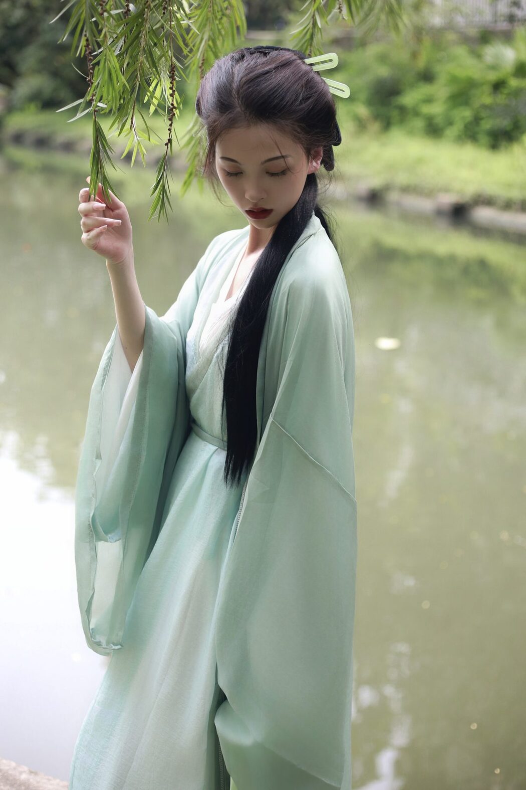 YiTuYu艺图语 Vol.5298 Nie Er