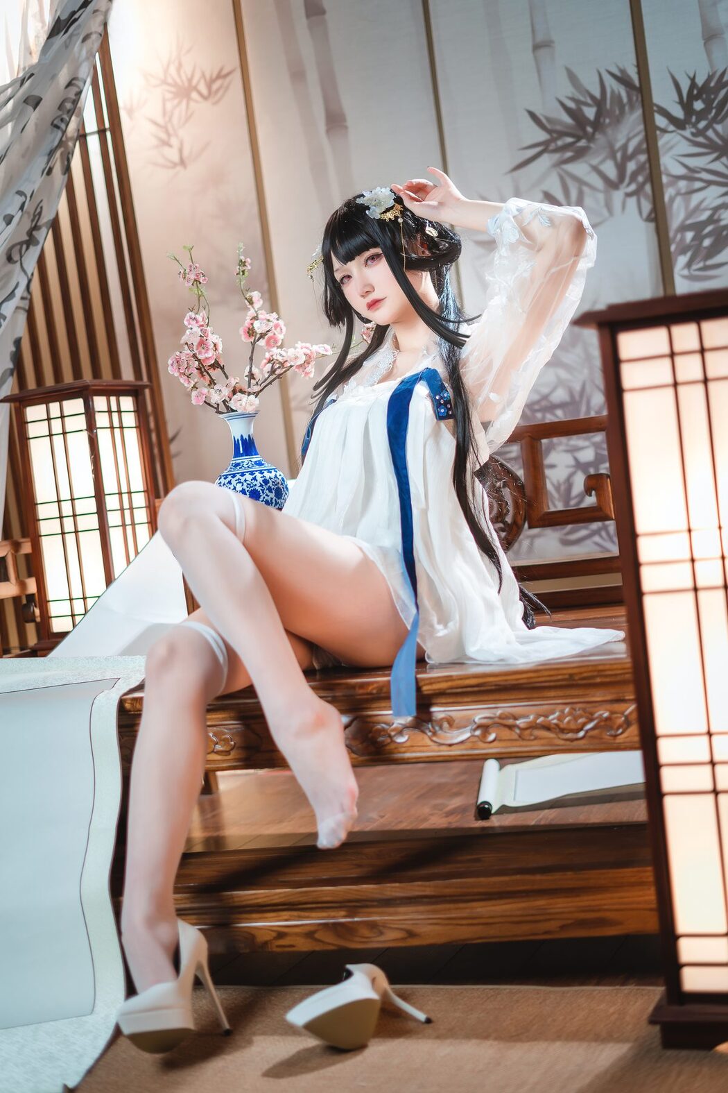 YiTuYu艺图语 Vol.5374 Xian Jiu Airi