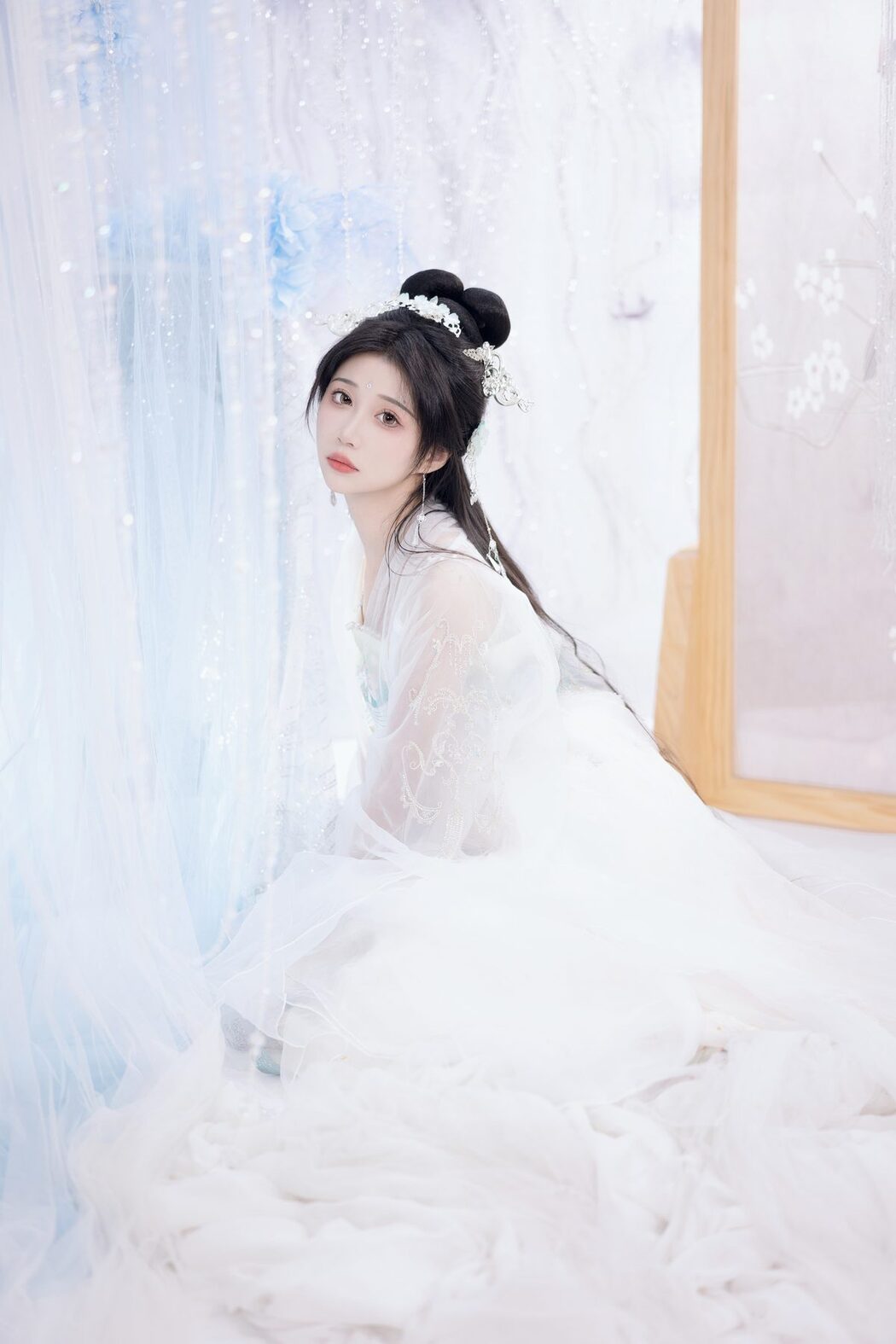 YiTuYu艺图语 Vol.5343 Qi Luo Sheng De Xiao Su Su