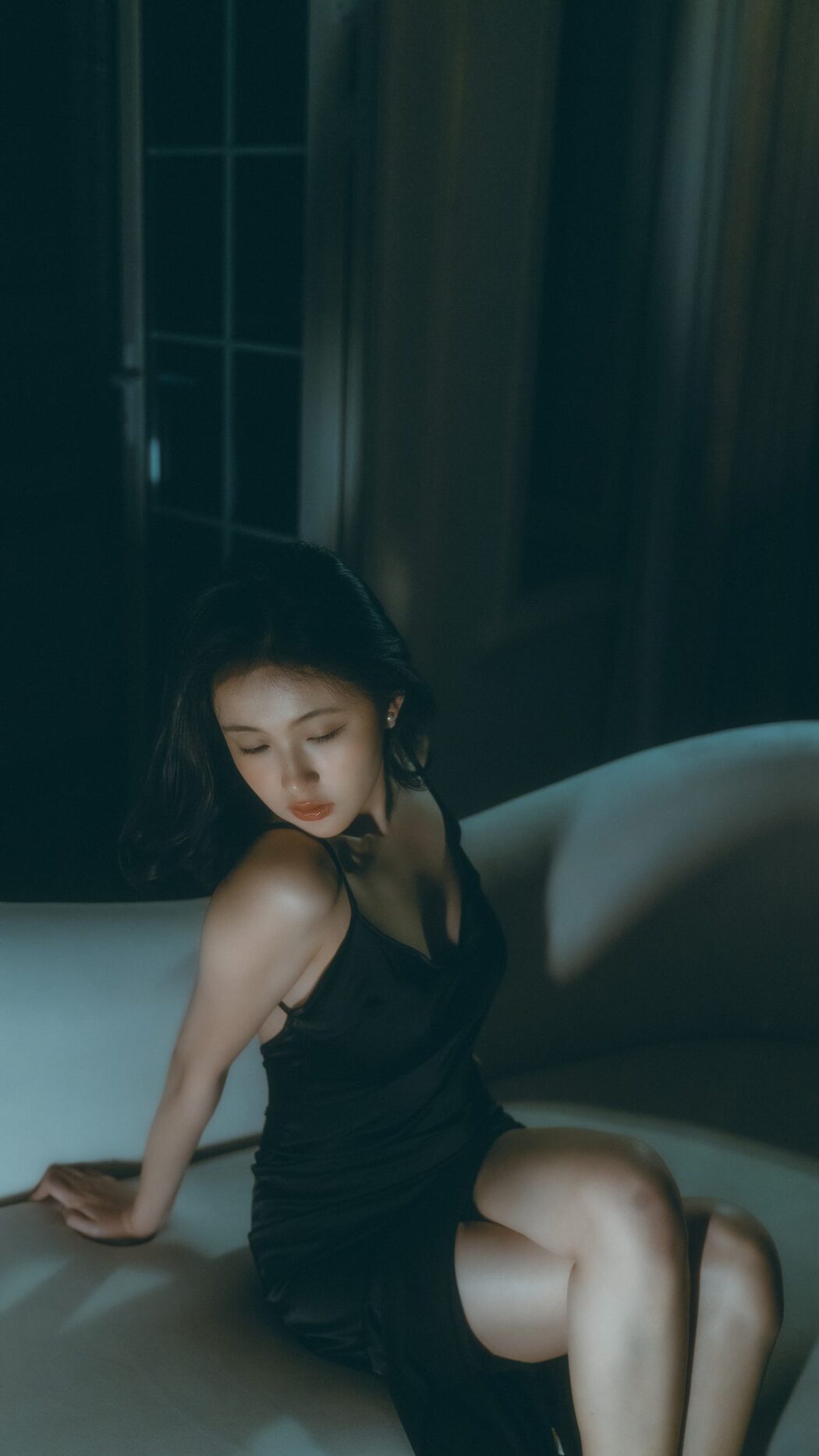 YiTuYu艺图语 Vol.5381 A Zi