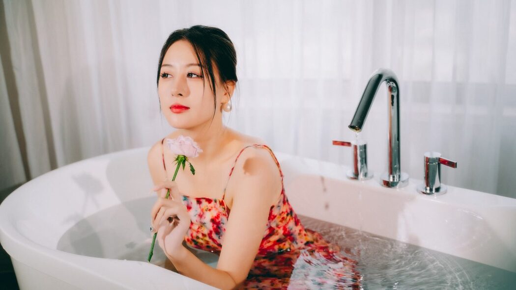 YiTuYu艺图语 Vol.5291 Xiao Wu Chui Pao Pao