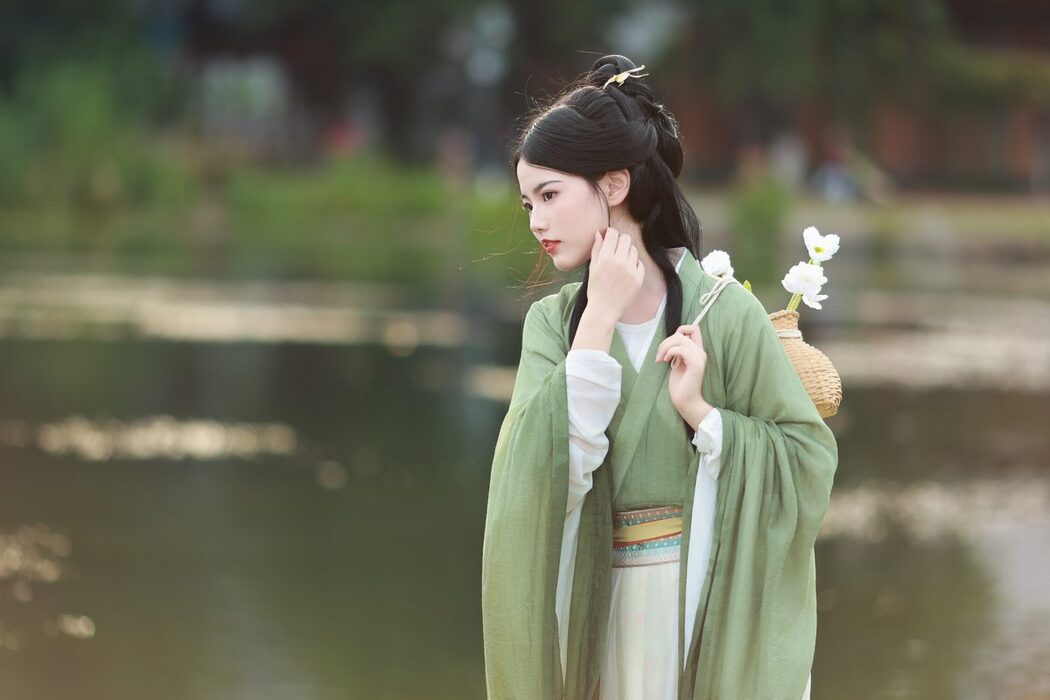 YiTuYu艺图语 Vol.5352 Yu Xiao Li Lili