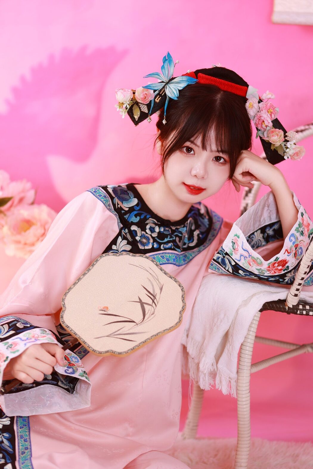 YiTuYu艺图语 Vol.5335 Mu Yan Se Cc
