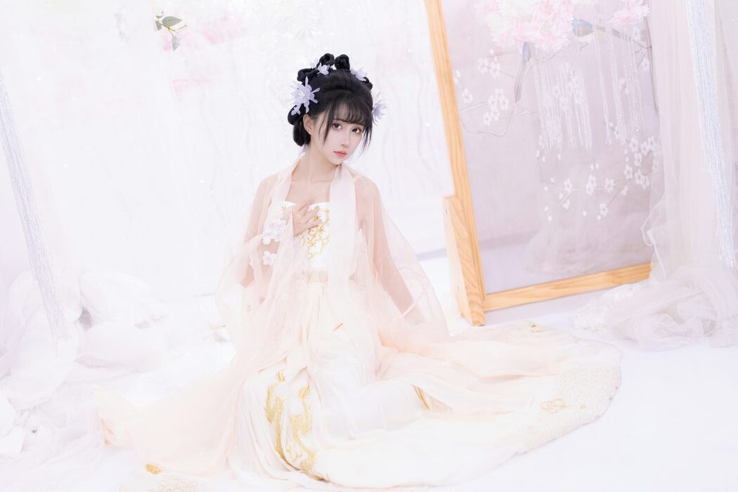 YiTuYu艺图语 Vol.5368 Qi Luo Sheng De Xiao Su Su