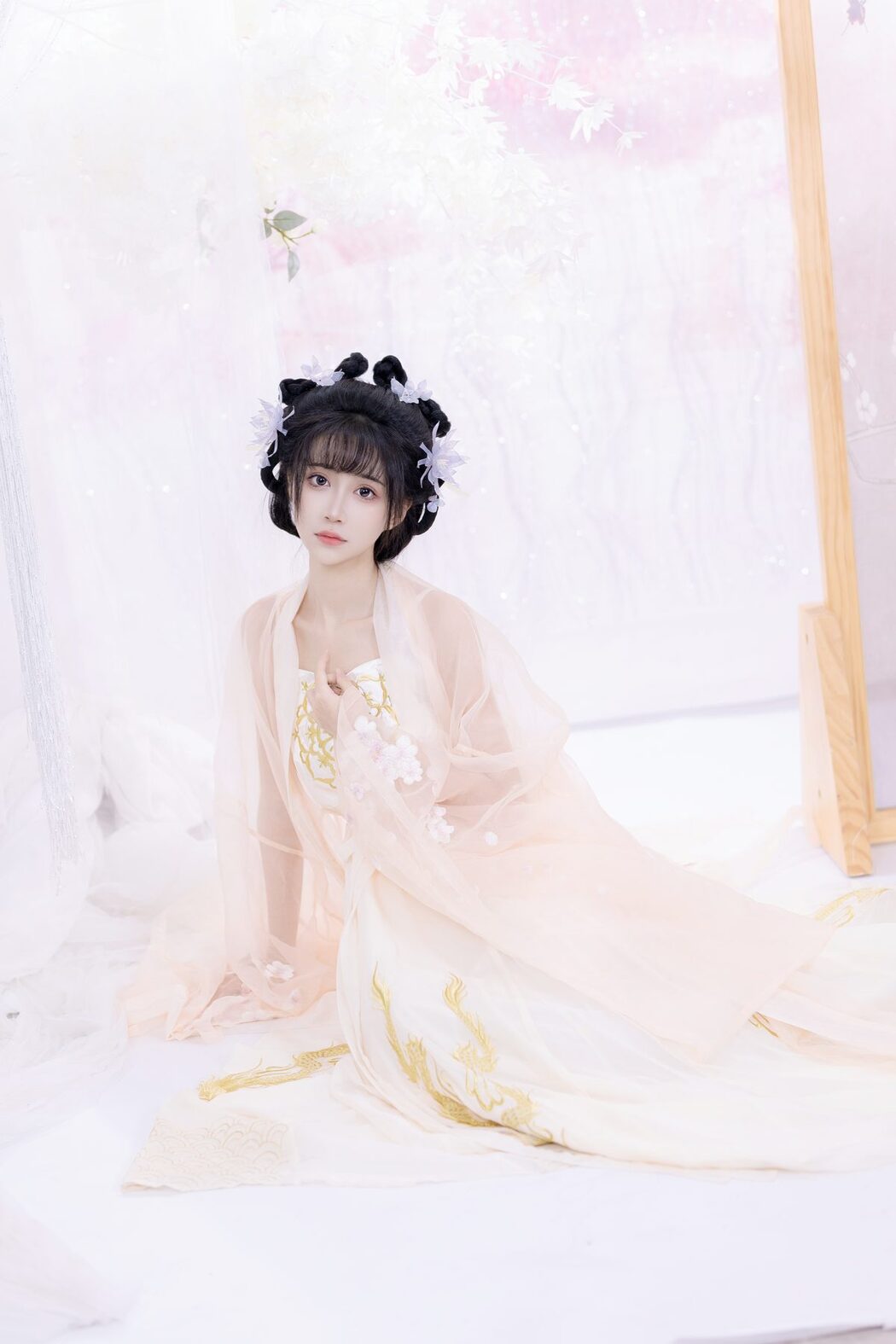 YiTuYu艺图语 Vol.5368 Qi Luo Sheng De Xiao Su Su
