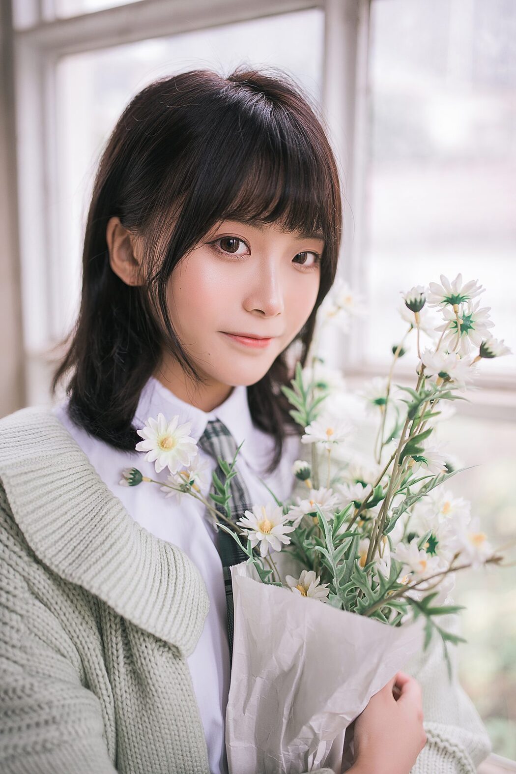 YiTuYu艺图语 Vol.5299 Luozhizhi