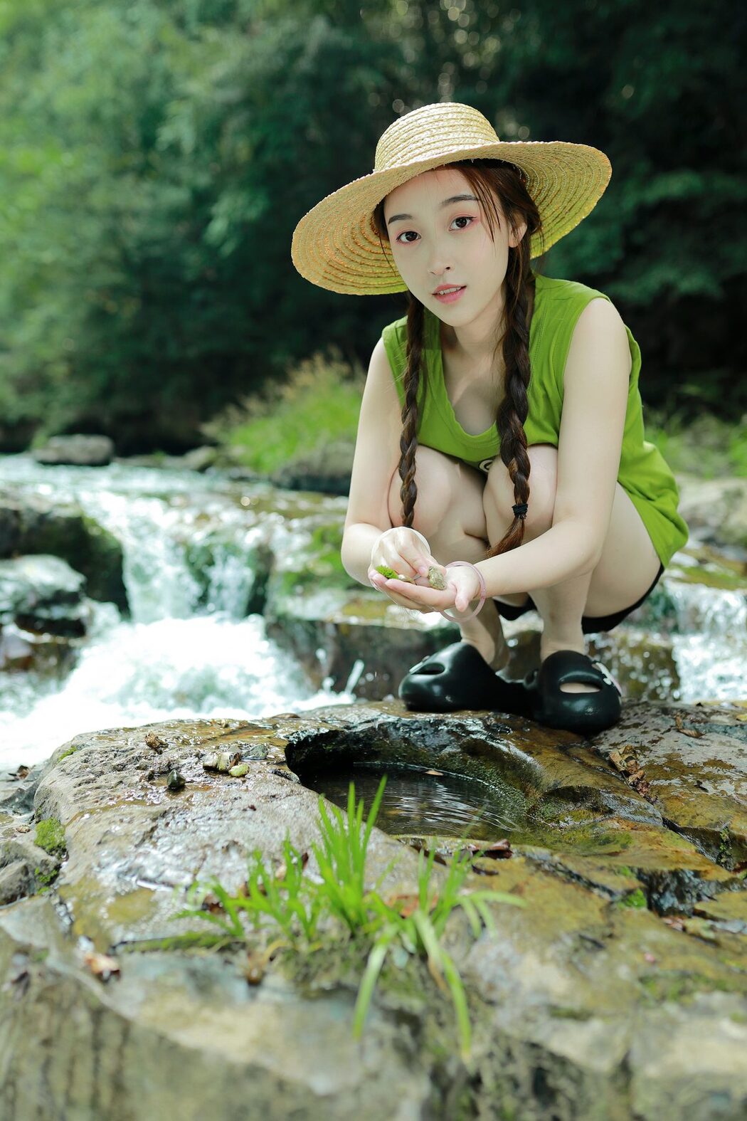 YiTuYu艺图语 Vol.5306 Yu Yan