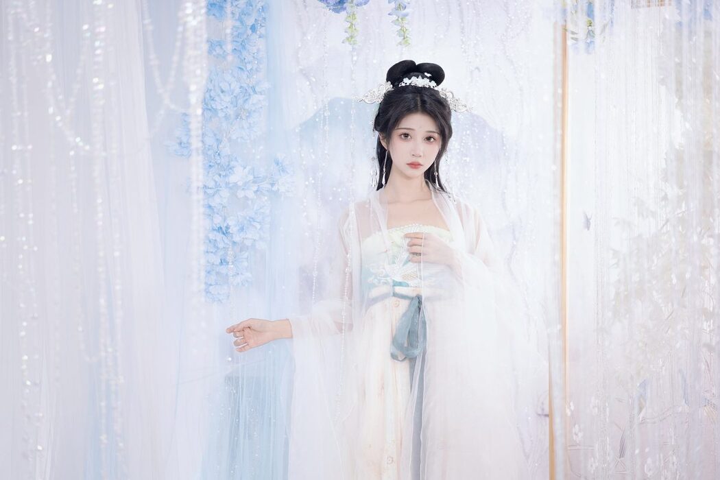 YiTuYu艺图语 Vol.5343 Qi Luo Sheng De Xiao Su Su
