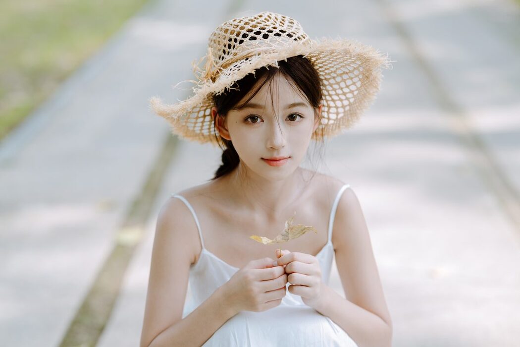 YiTuYu艺图语 Vol.5331 Yu Er