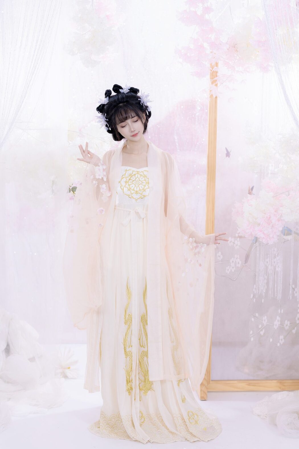 YiTuYu艺图语 Vol.5368 Qi Luo Sheng De Xiao Su Su