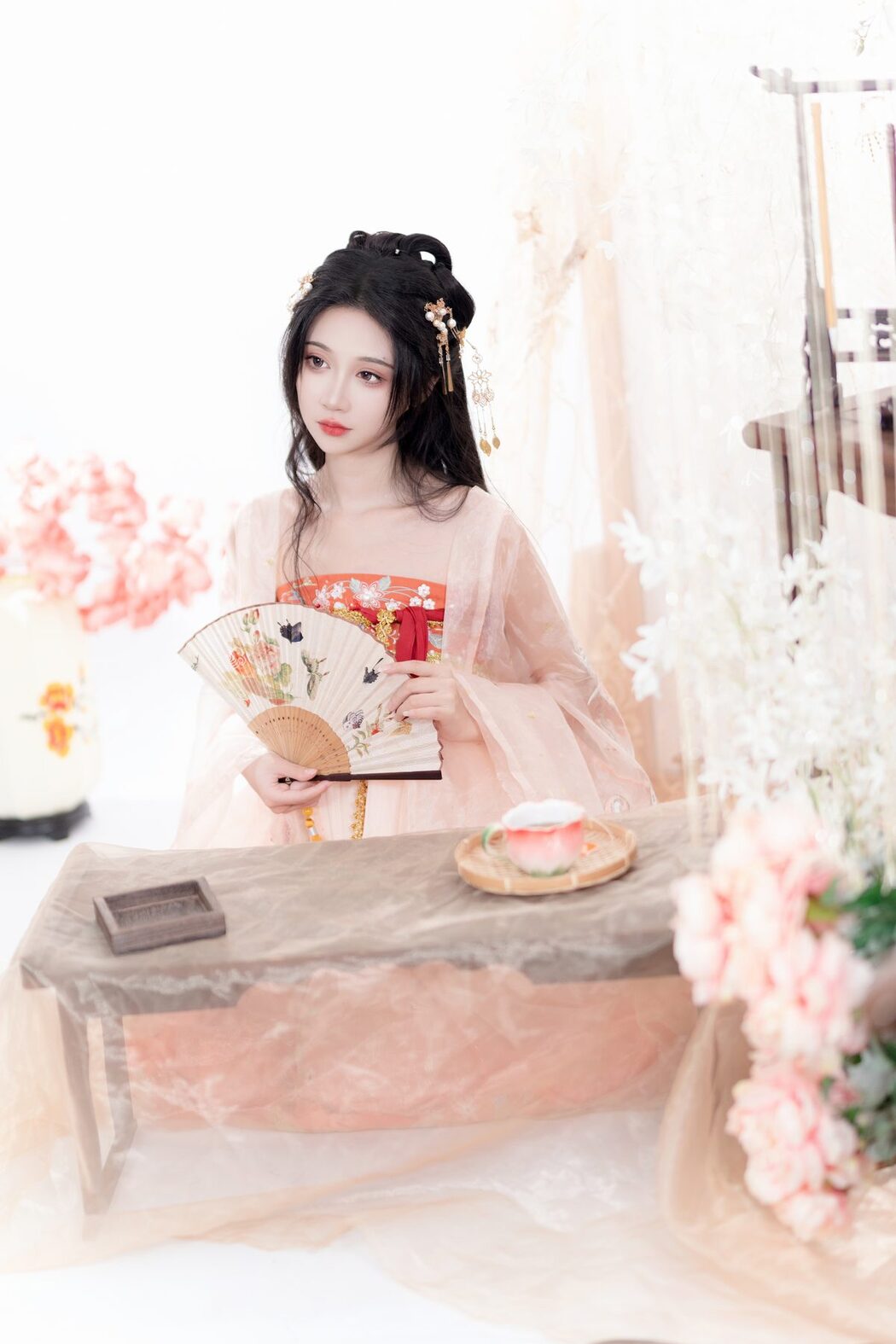 YiTuYu艺图语 Vol.5326 Qi Luo Sheng De Xiao Su Su