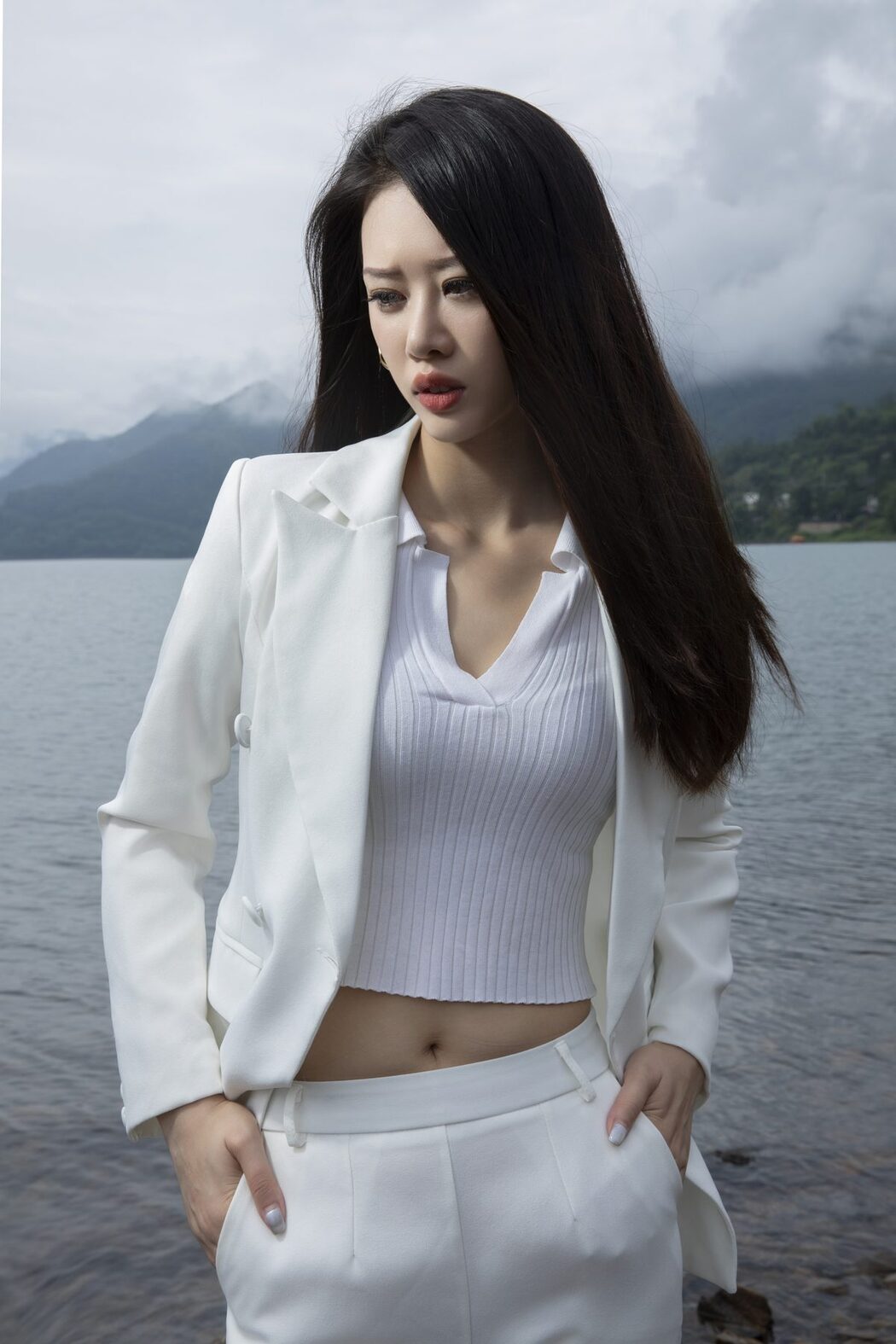 YiTuYu艺图语 Vol.5349 Chenaling_cl